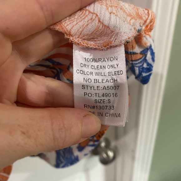 UMGEE 2 Tunic Blouses Size S Tropical Floral Relaxed Casual Boho Flowy Swing Top - Picture 5 of 15